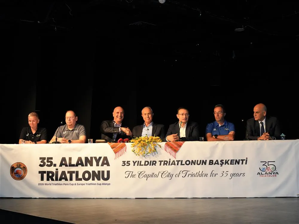 Alanya Triatlonu 35. Yılında dünya devlerini buluşturuyor