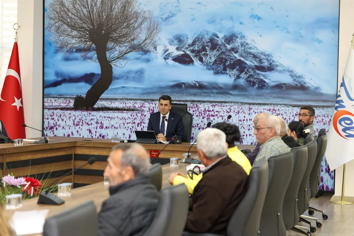 Tunceli Valisi Aygöl, Halk Günü buluşmasında yaklaşık 200 hemşehriyi ağırladı