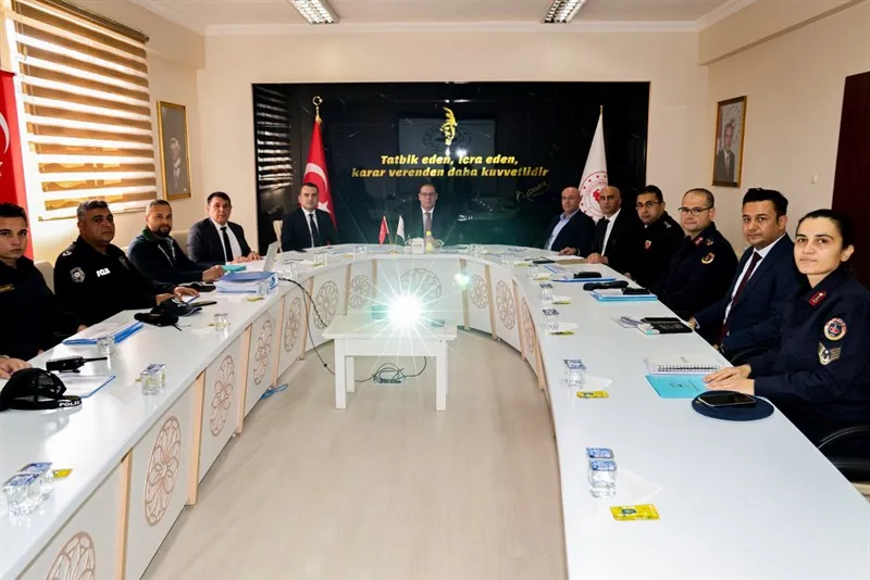 Okul güvenliği denetimleri kapsamında Banaz'a ziyaret yapıldı