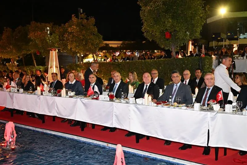 Cumhuriyet Coşkusu Manisa OSB’de yaşandı