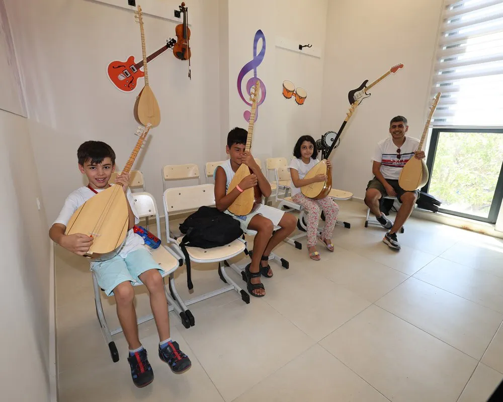 Şehzadeler Belediyesi müzik enstrüman kurslarına BAŞVURULAR başlıyor