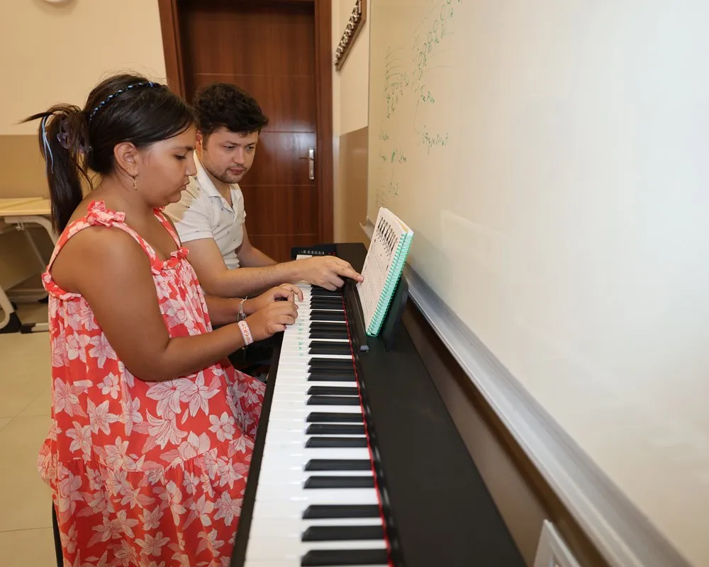Şehzadeler Belediyesi müzik enstrüman kurslarına BAŞVURULAR başlıyor