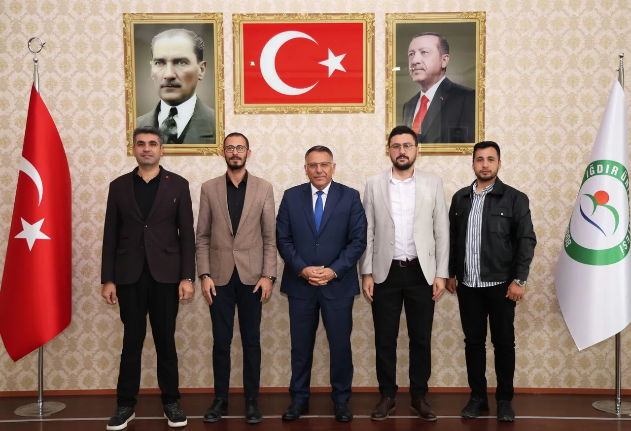 Iğdır İnşaat Mühendisleri Odası heyeti, Rektör Gürel’i ziyaret etti