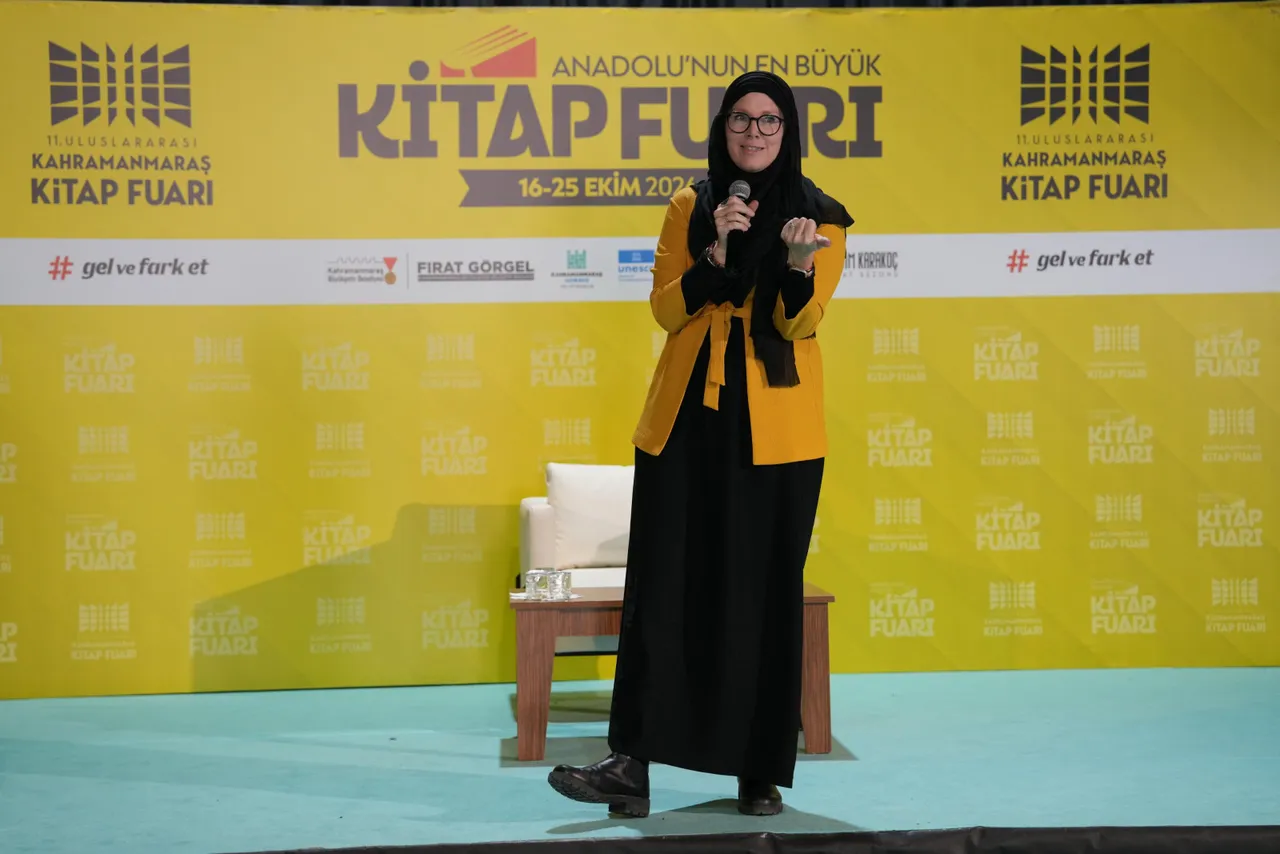 Büyükşehir’in Kitap Fuarı, uluslararası bir buluşmaya daha Ev sahipliği yaptı