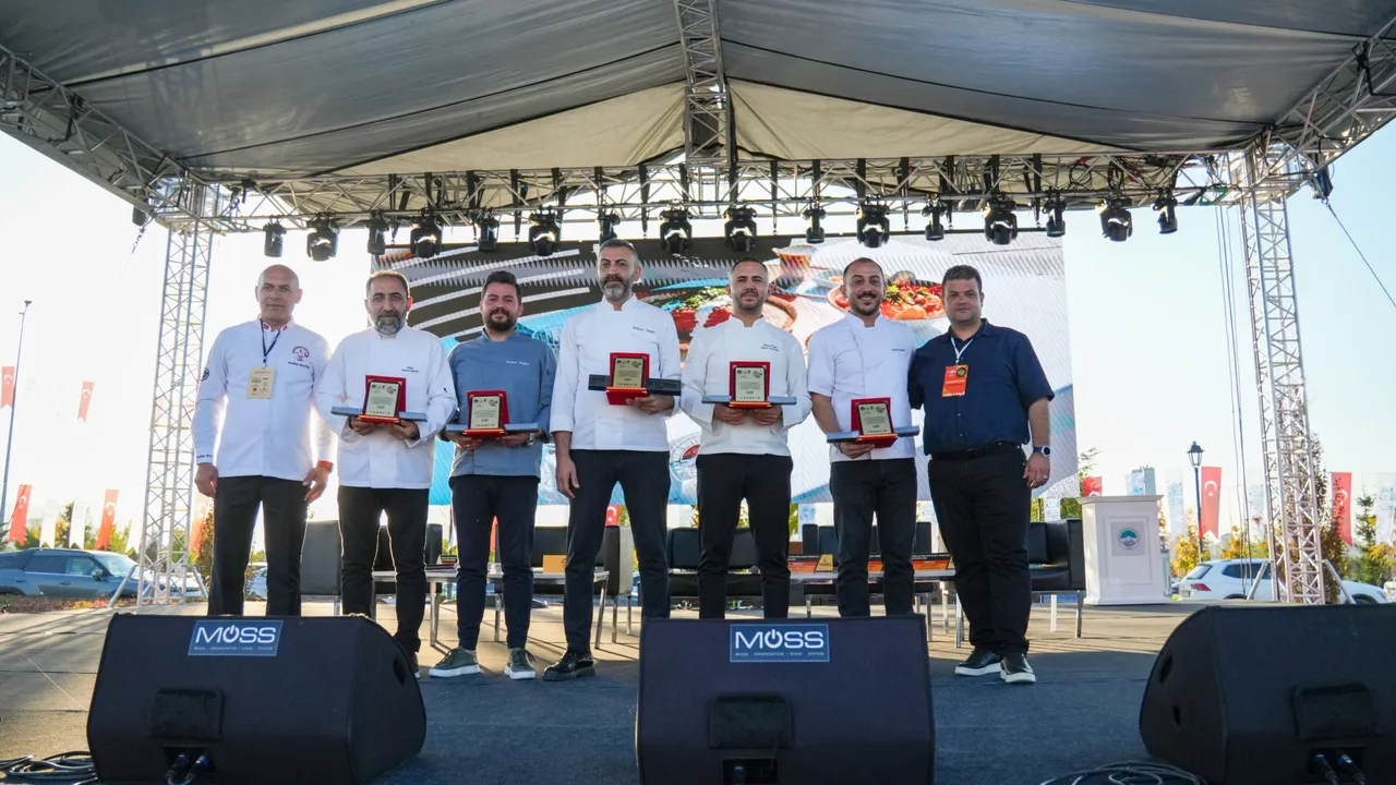 Kayseri’nin Gastronomi Şöleninde lezzet ve kültür buluşması sürüyor