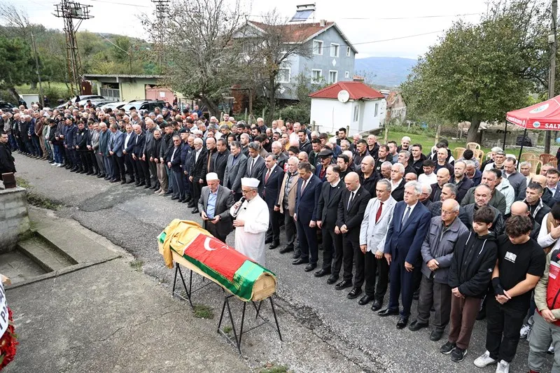 Maden kazasında hayatını kaybeden maden işçisi Murat Kaya, Saltukova’da son yolculuğuna uğurlandı