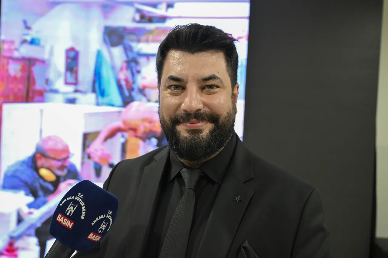 Ankara Büyükşehir Belediyesi Şehir Tiyatroları yeni sanat sezonuna “3 Jokerli Konken” ile merhaba diyor