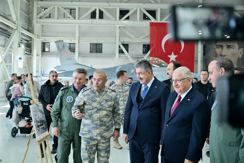Eskişehir Valisi Yılmaz ve Millî Savunma Bakanı Güler, 1’inci Hava bakım fabrikasının 100’üncü yılını kutladı