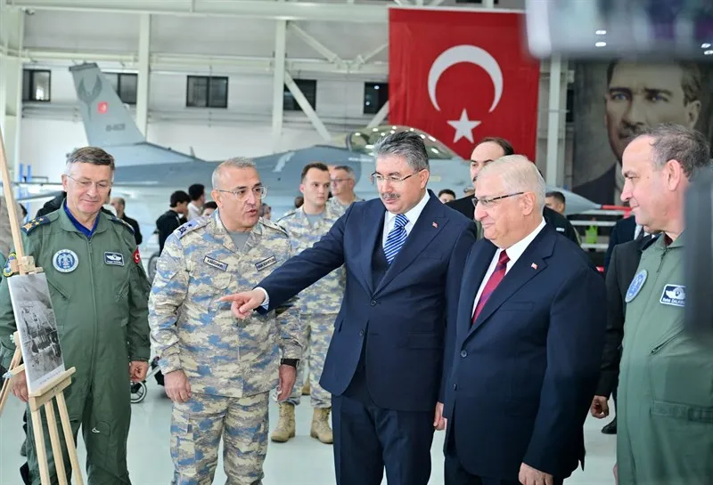 Eskişehir Valisi Yılmaz ve Millî Savunma Bakanı Güler, 1’inci Hava bakım fabrikasının 100’üncü yılını kutladı