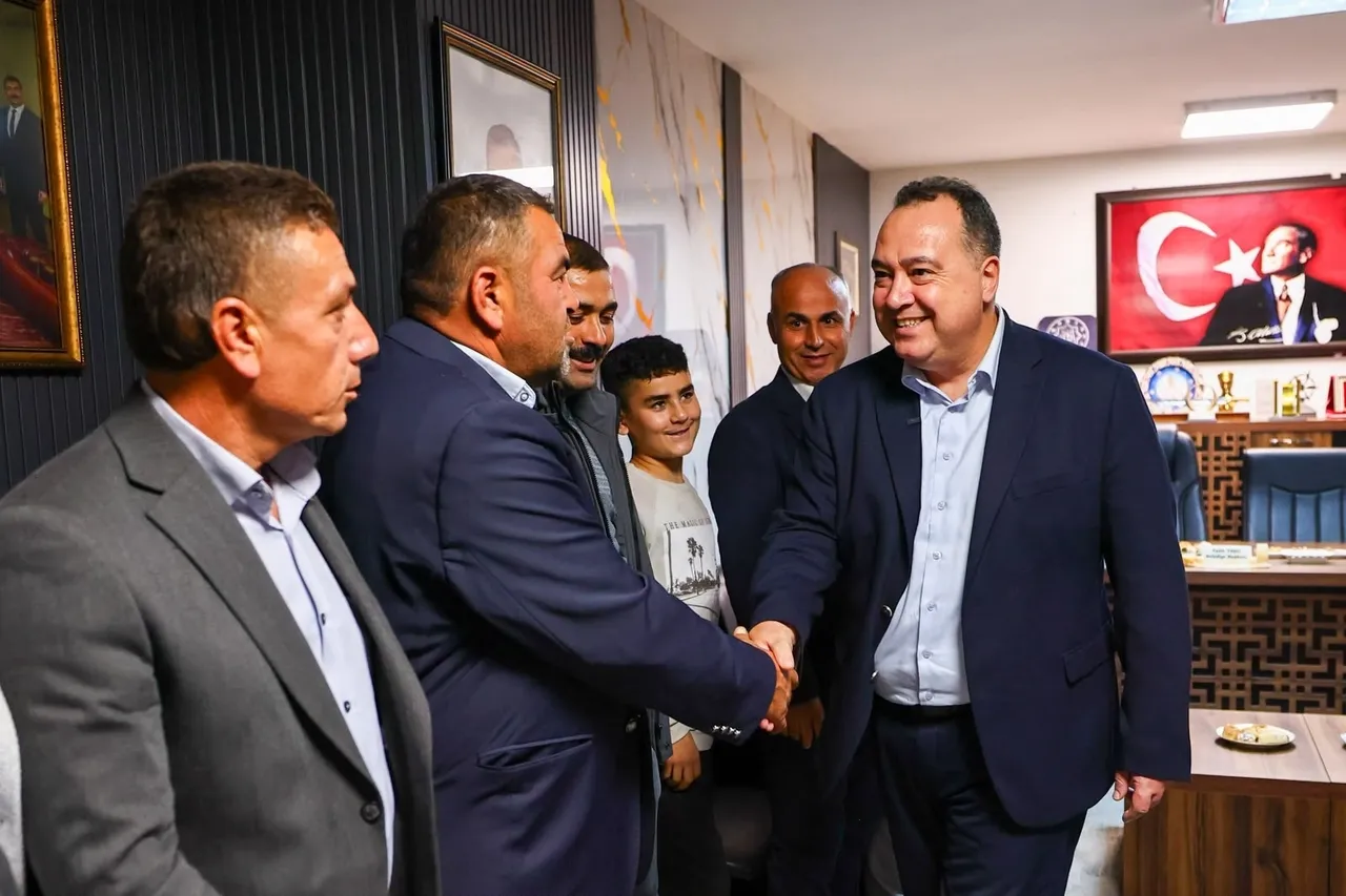Başkan Dutlulu, köprübaşılı muhtarlarla bir araya geldi