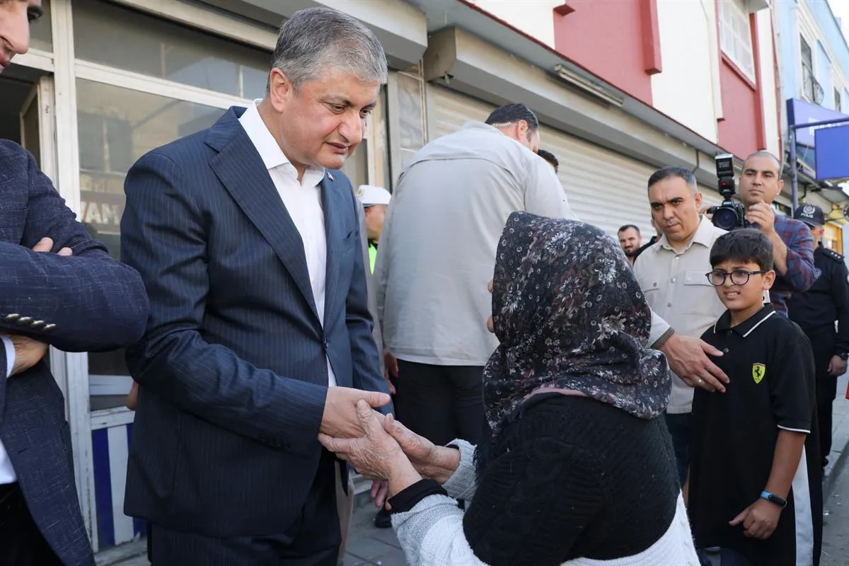 Vali Yavuz’dan Yüreğir’de esnaf ziyareti