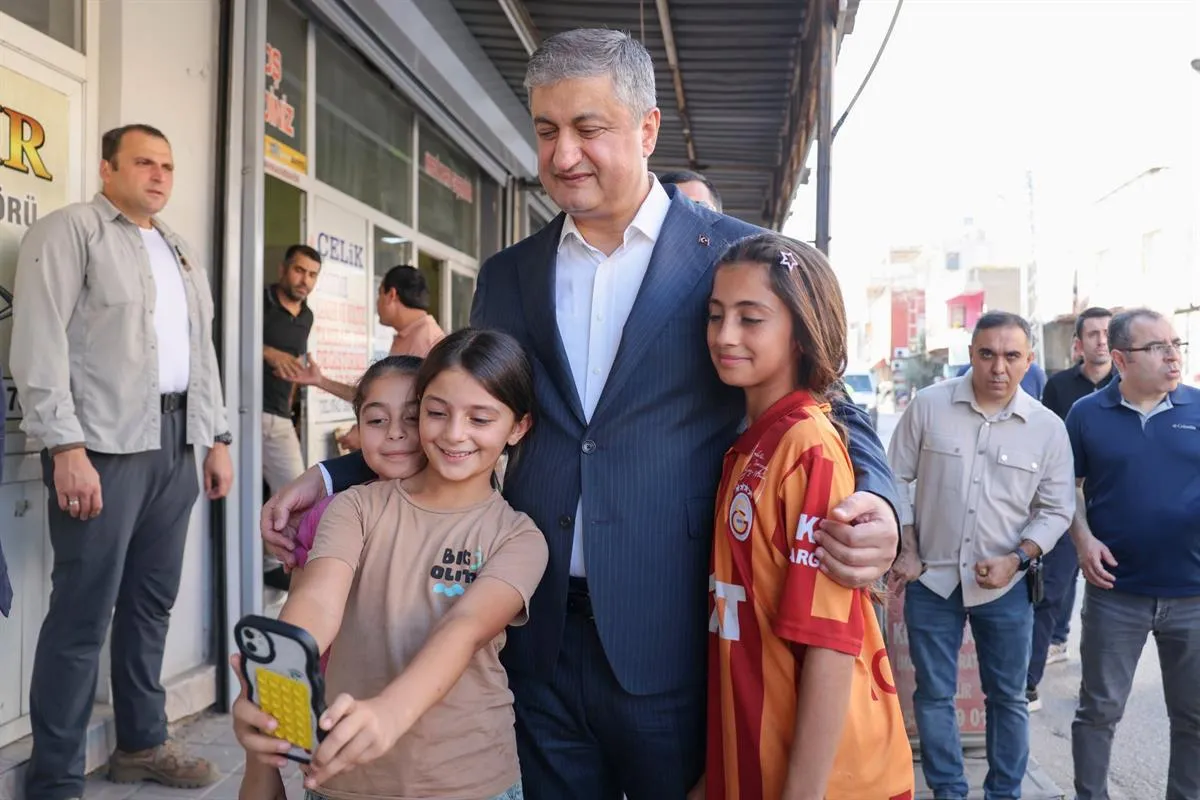 Vali Yavuz’dan Yüreğir’de esnaf ziyareti
