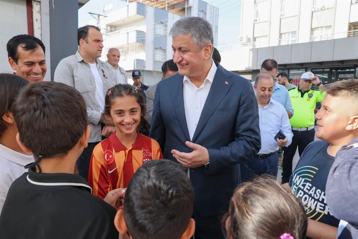 Vali Yavuz’dan Yüreğir’de esnaf ziyareti