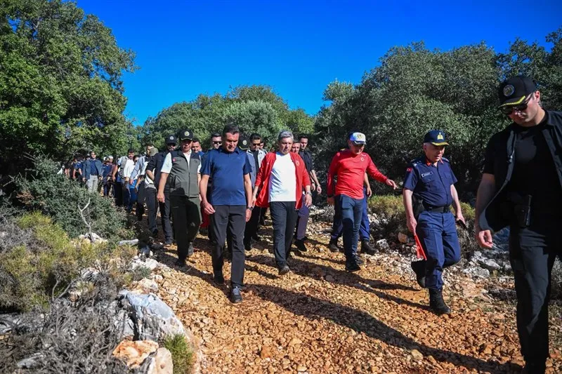 Cumhuriyet’in Kahramanları Kaş’ta düzenlenen yürüyüşle anıldı