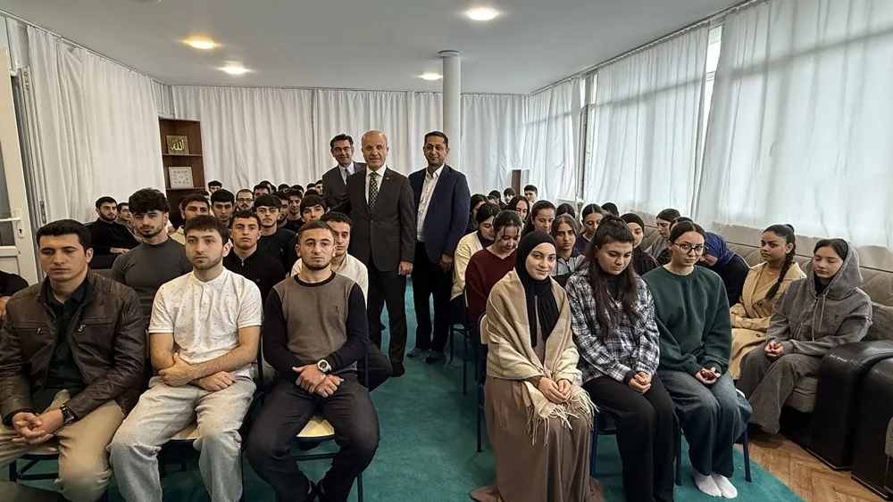 Yükseköğretim Kurulu Başkanı Özvar, Tiflis’te uluslararası öğrencilerle buluştu