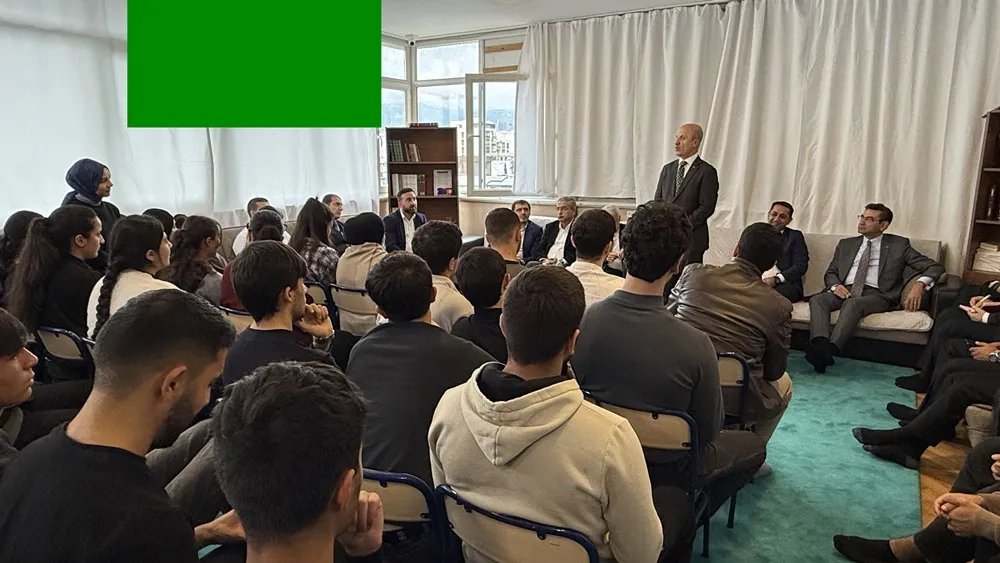 Yükseköğretim Kurulu Başkanı Özvar, Tiflis’te uluslararası öğrencilerle buluştu