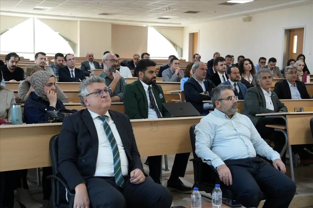 Hukuk Fakültesinde akademik kurul toplantısı düzenlendi
