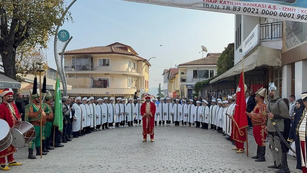 Kocaeli Yuvacık Kur'an Kursu ve Başiskele Proje Hafızlık İmam Hatip Ortaokulu Hafızlık İcazet Merasimi yapıldı