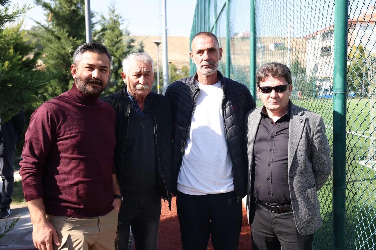Mamak Belediyesi Spor Kulübü lige galibiyetle başladı