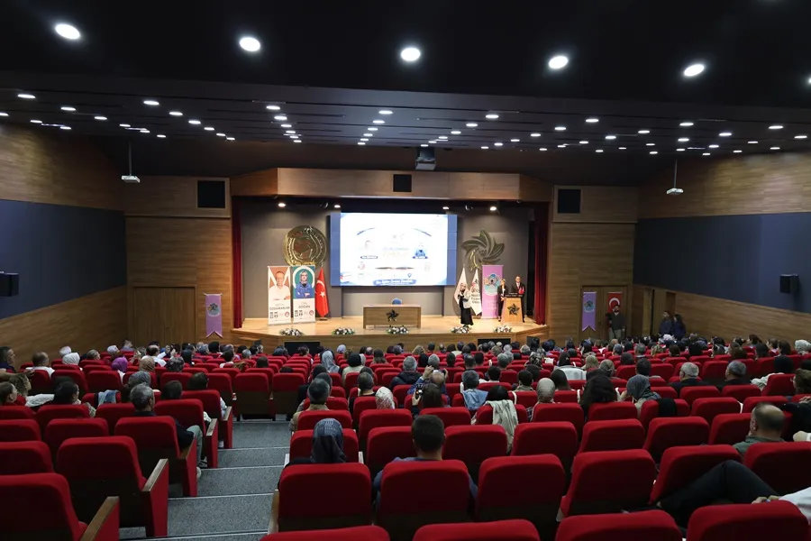 Öğretmenlere yönelik eğitim söyleşileri