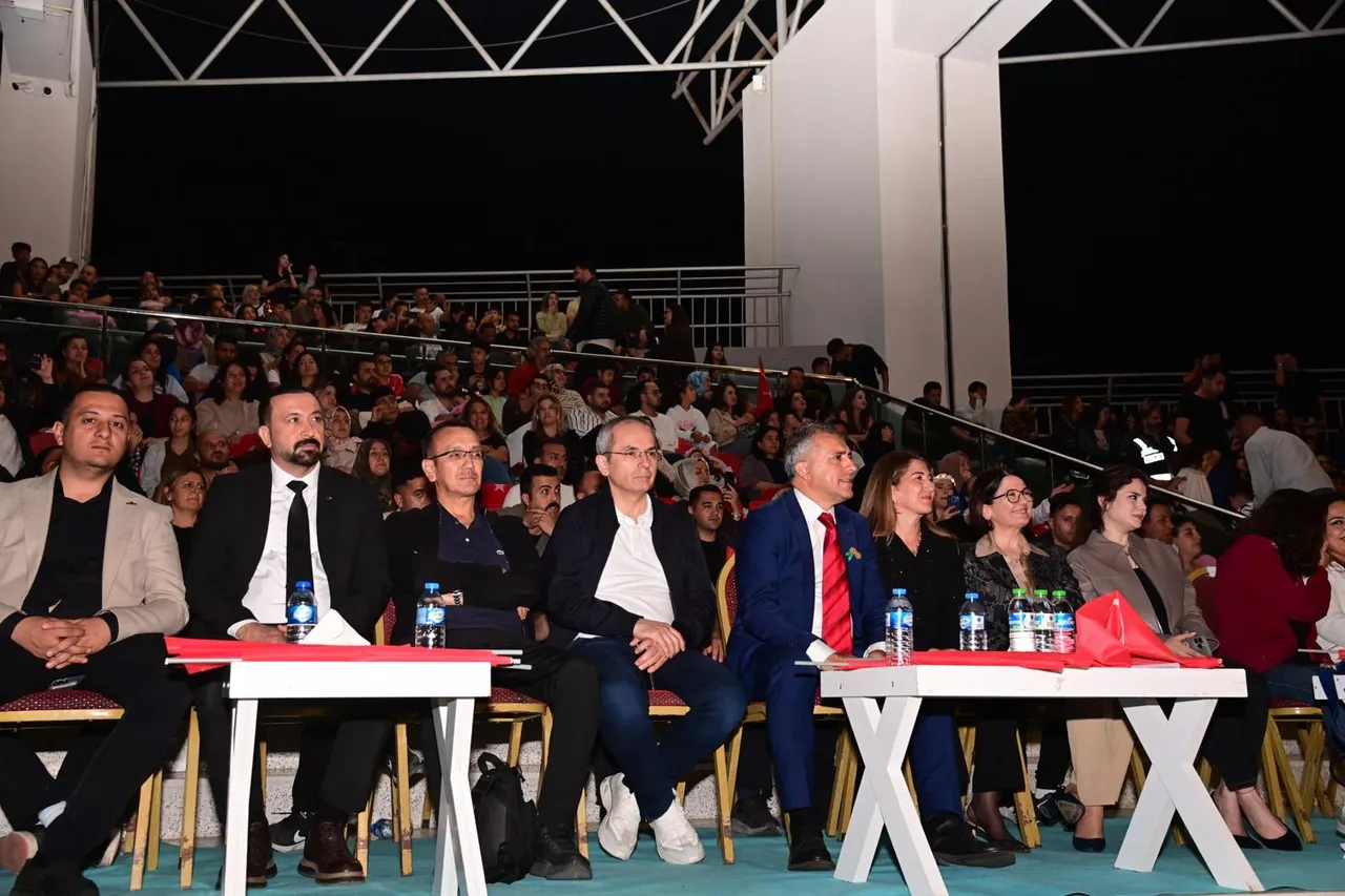 3. Osmaniye Fıstığı Festivali Semicenk konseriyle sona erdi
