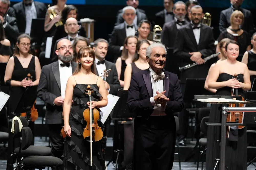 Beethoven, Weber ve Elgar Eserleri Eskişehir'de yankılandı