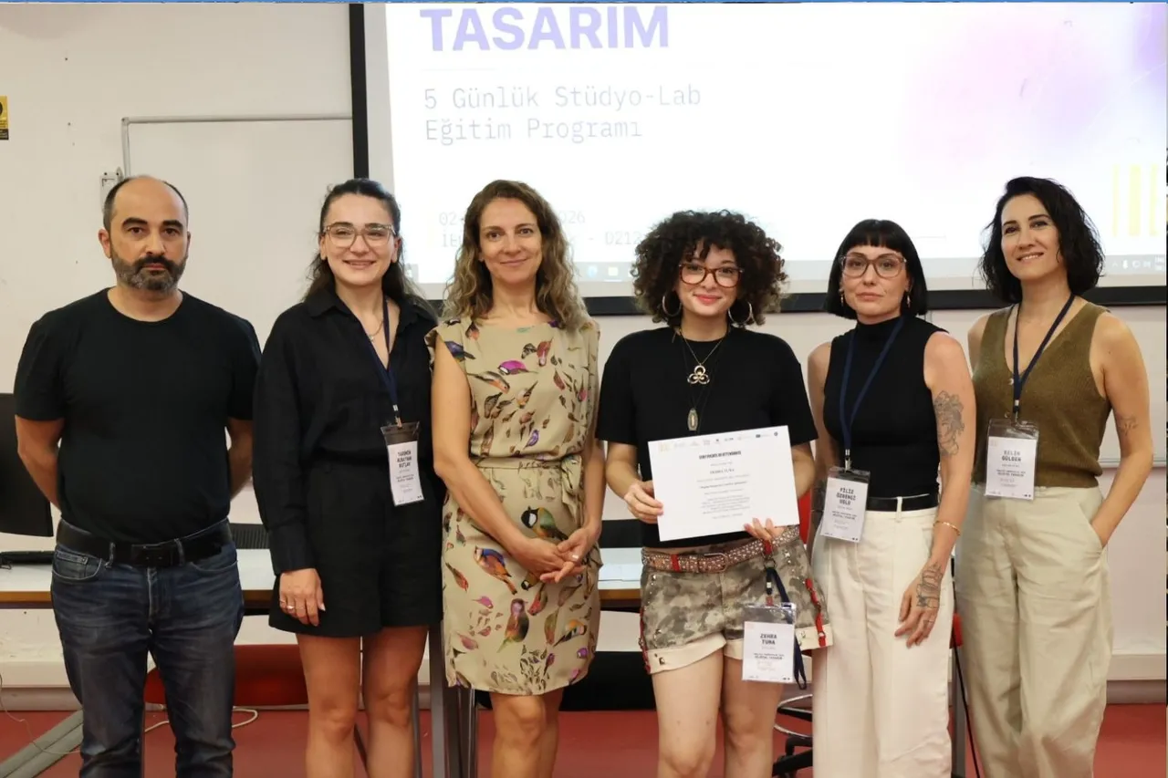 İzmir Ekonomi Üniversitesi: 800 Gence ‘IDEAL’ Eğitim