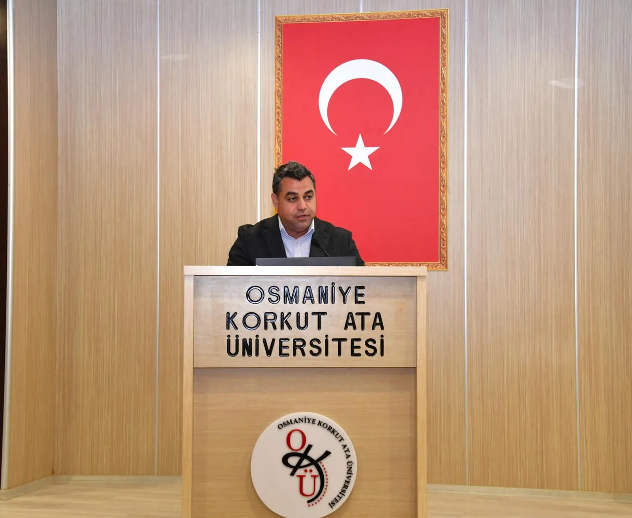 Osmaniye Korkut Ata Üniversitesinde “İstiklâl’den İstikbâl’e: Cumhuriyet’in Kadın Kahramanları” konferansı düzenlendi