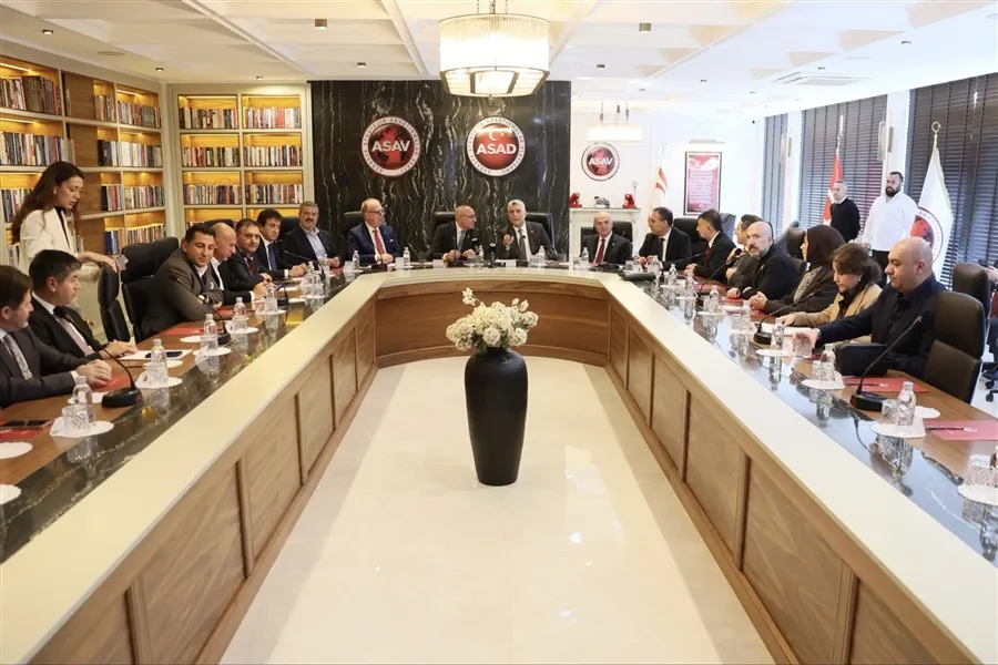 Ticaret Bakanı Bolat "Türkiye Yüzyılı'nda Dış Ticaret Politikamız" konferansına katıldı
