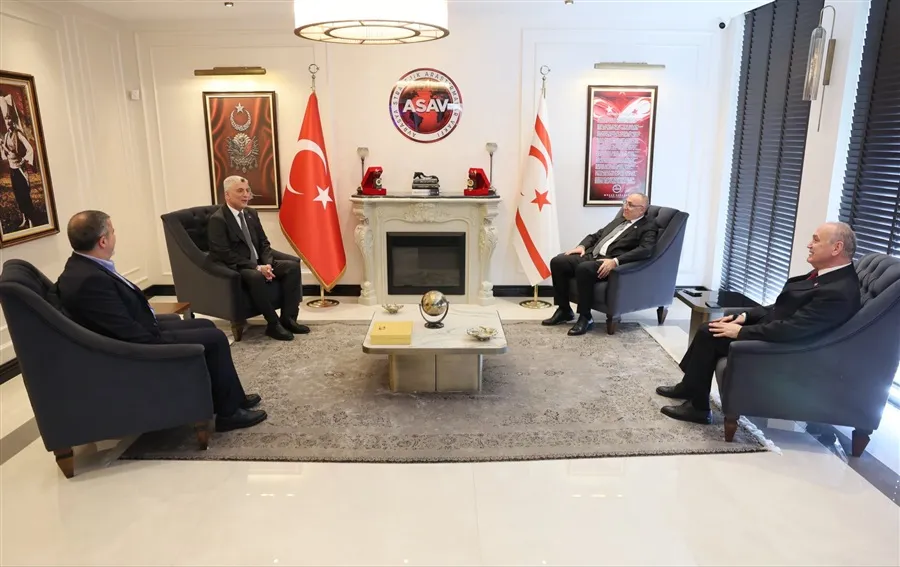 Ticaret Bakanı Bolat "Türkiye Yüzyılı'nda Dış Ticaret Politikamız" konferansına katıldı