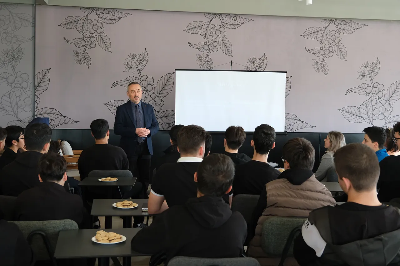 BAÜN Milli teknoloji atölyesinde “Milli Güç, Güçlü Gelecek” söyleşisi