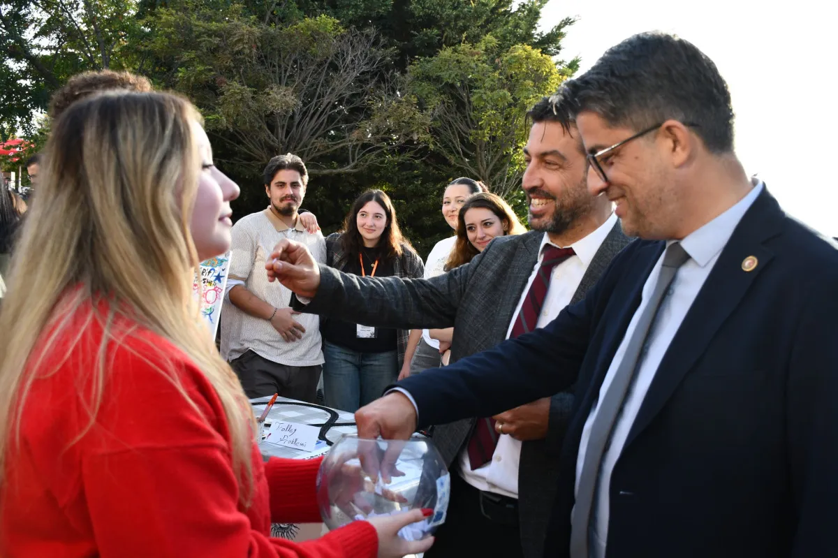 ÇOMÜ’de kulüp tanıtım günleri yapıldı