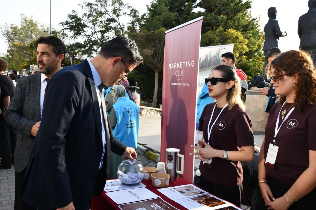 ÇOMÜ’de kulüp tanıtım günleri yapıldı