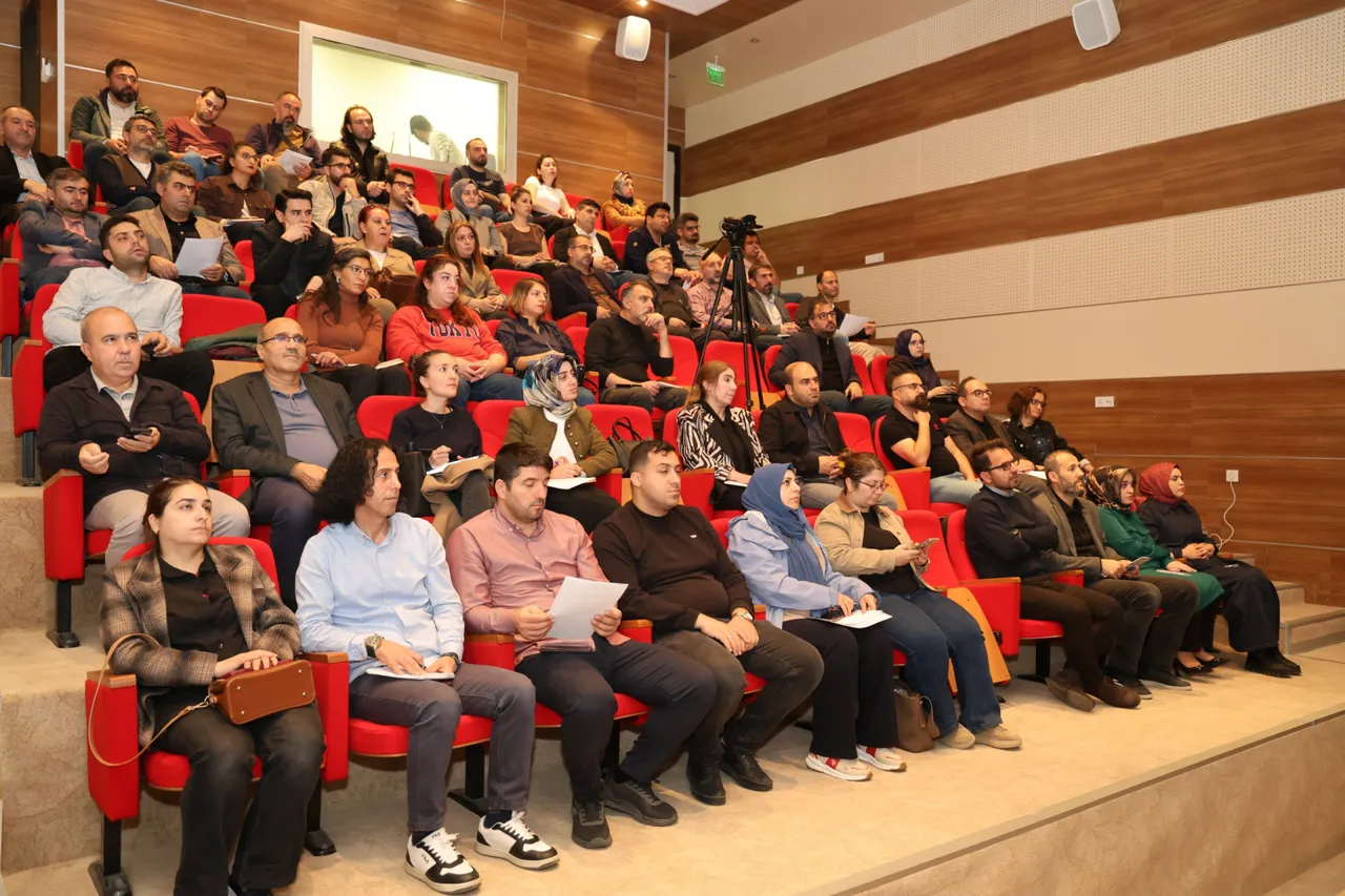 Bitlis Eren Üniversitesinde BKYS, BİDR ve PUKÖ eğitimleri verildi