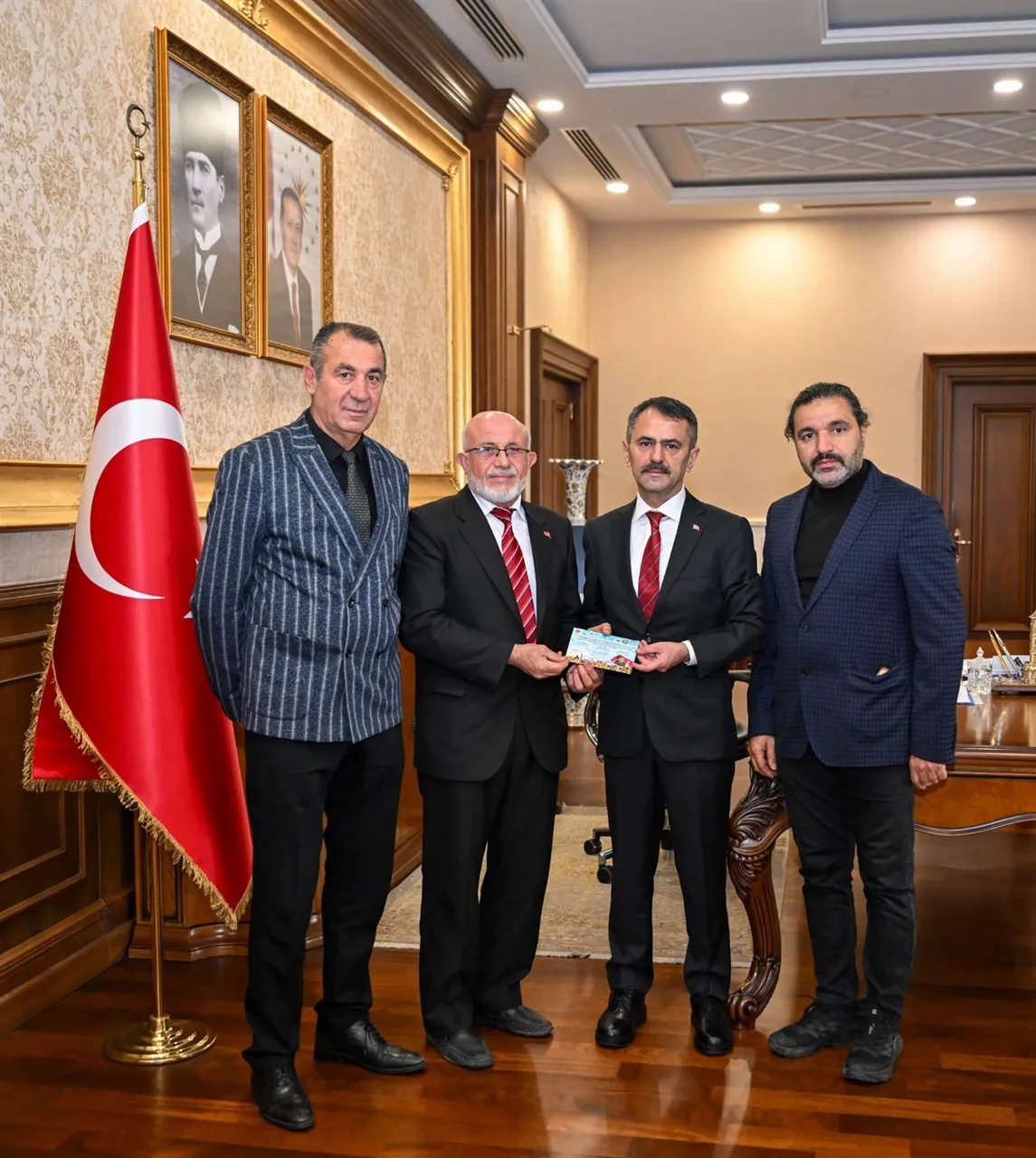 Kocaeli Niğdeliler Dernekler Federasyonundan Vali Aktaş'a davet