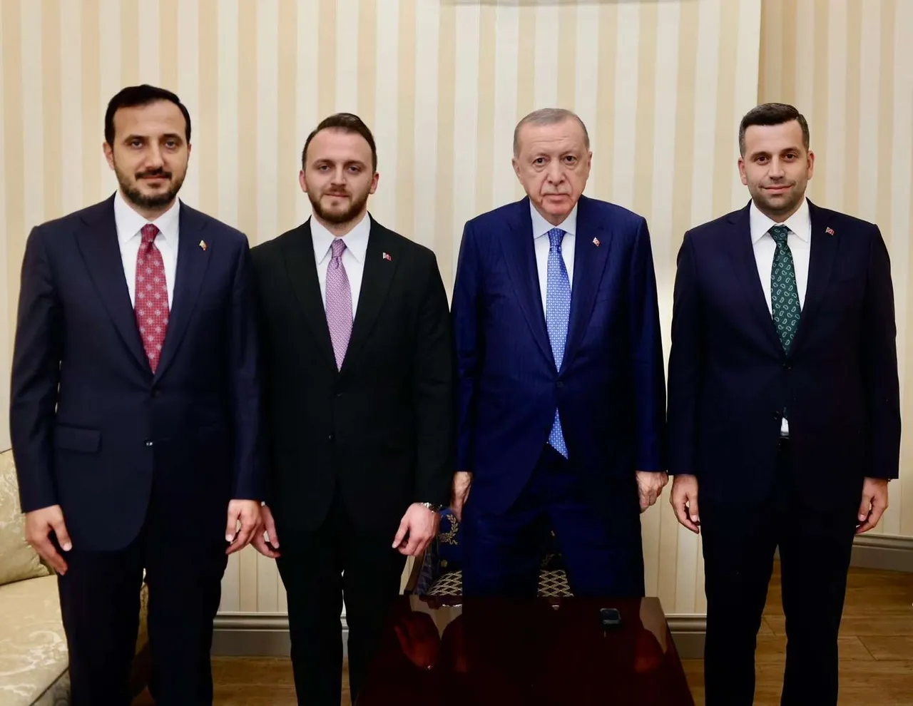 Cumhurbaşkanı Erdoğan, Ataşehir Belediye Başkan V. Serdar Orhan’ı kabul etti
