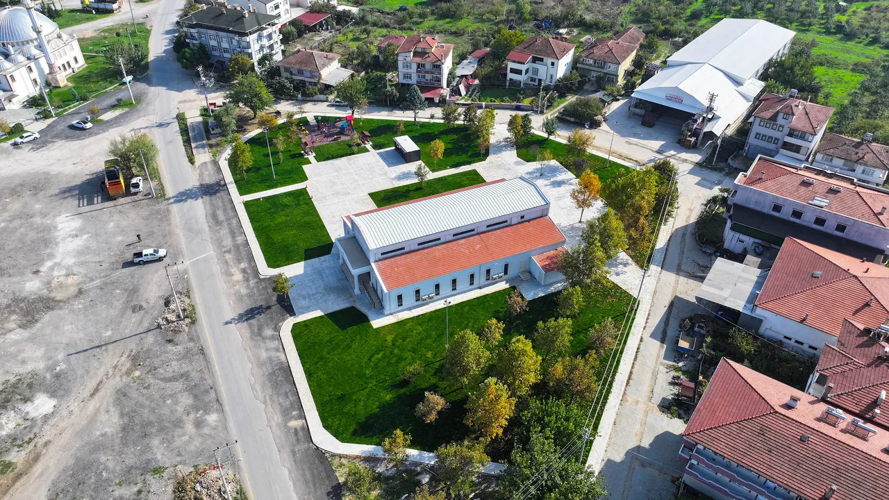 Âtıl arazi binlerce kişinin sosyal yaşamına dokunacak sosyal projeye dönüştü