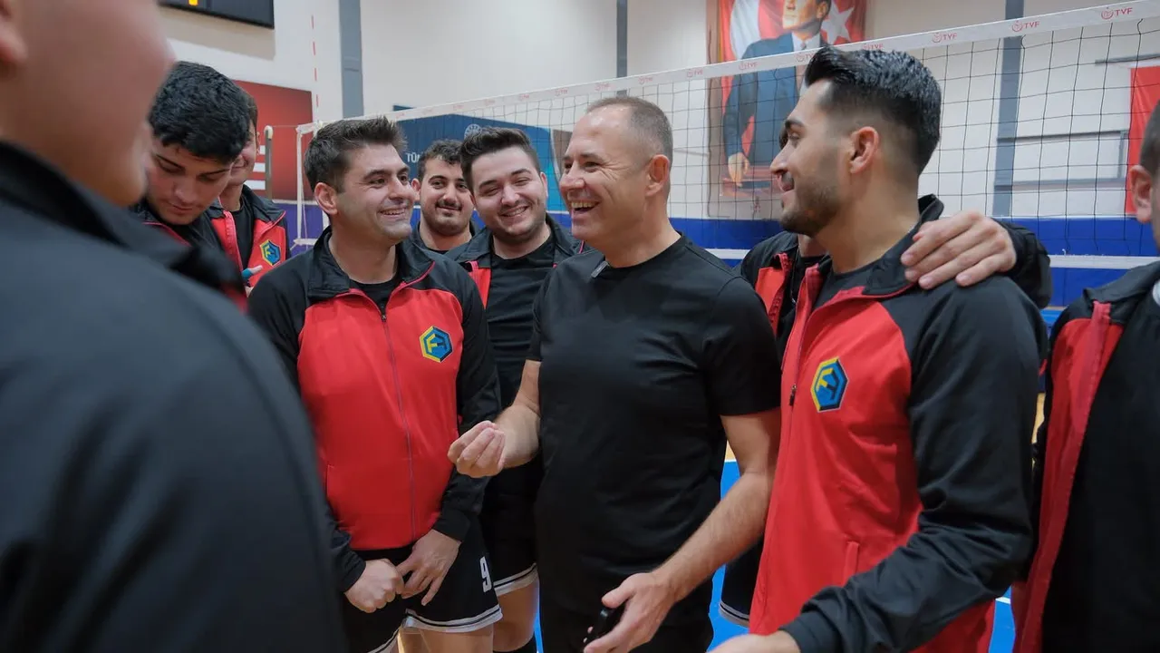 Kırklareli Belediyesi: Pehlivanköy Akademi Voleybol Takımımıza yürekten başarılar diliyorum