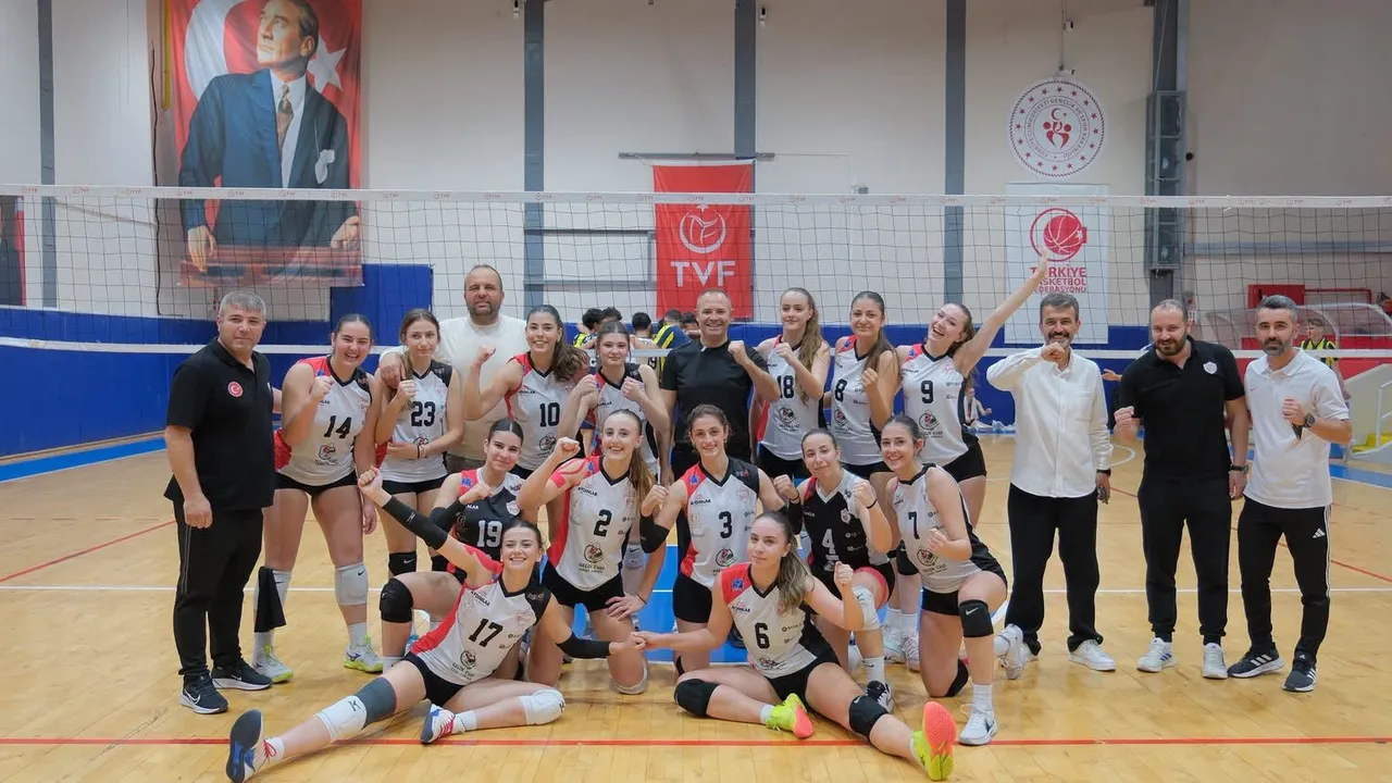 Yolunuz açık başarılarınız daim olsun kızlar