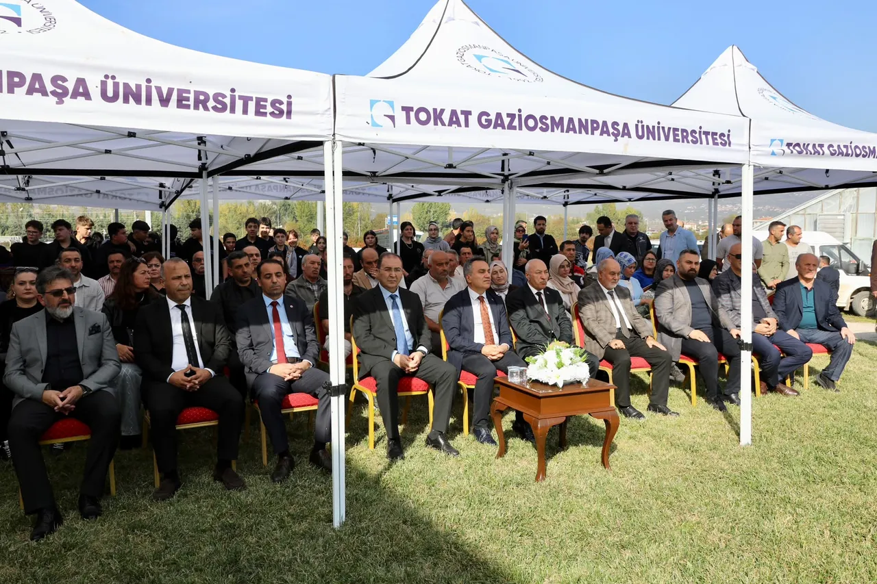 TOGÜ’den Tokat’ta Süs Bitkileri yetiştiriciliğine destek: Üreticilere 3 bin 900 Fidan Dağıtıldı