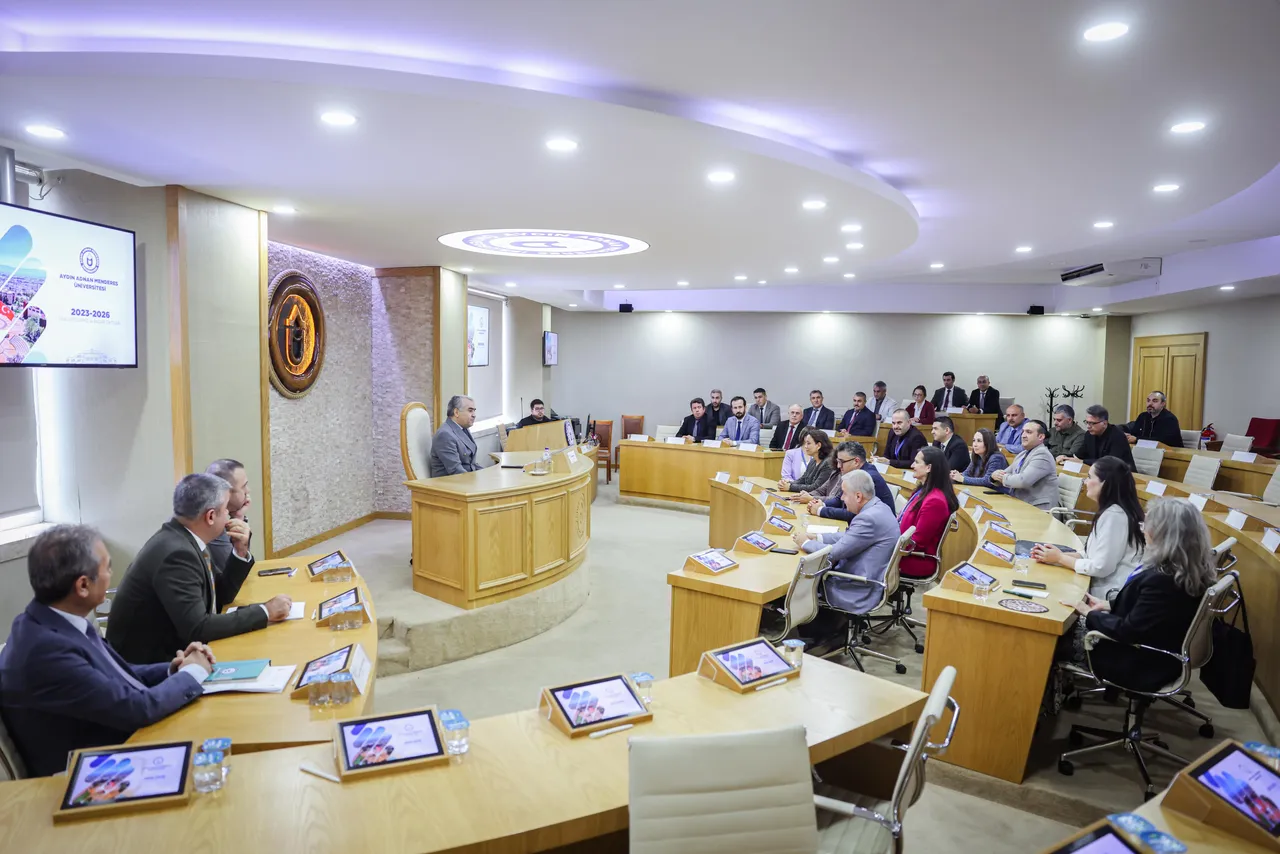 Adnan Menderes Üniversitesinde MEDEK akreditasyon değerlendirme toplantısı yapıldı