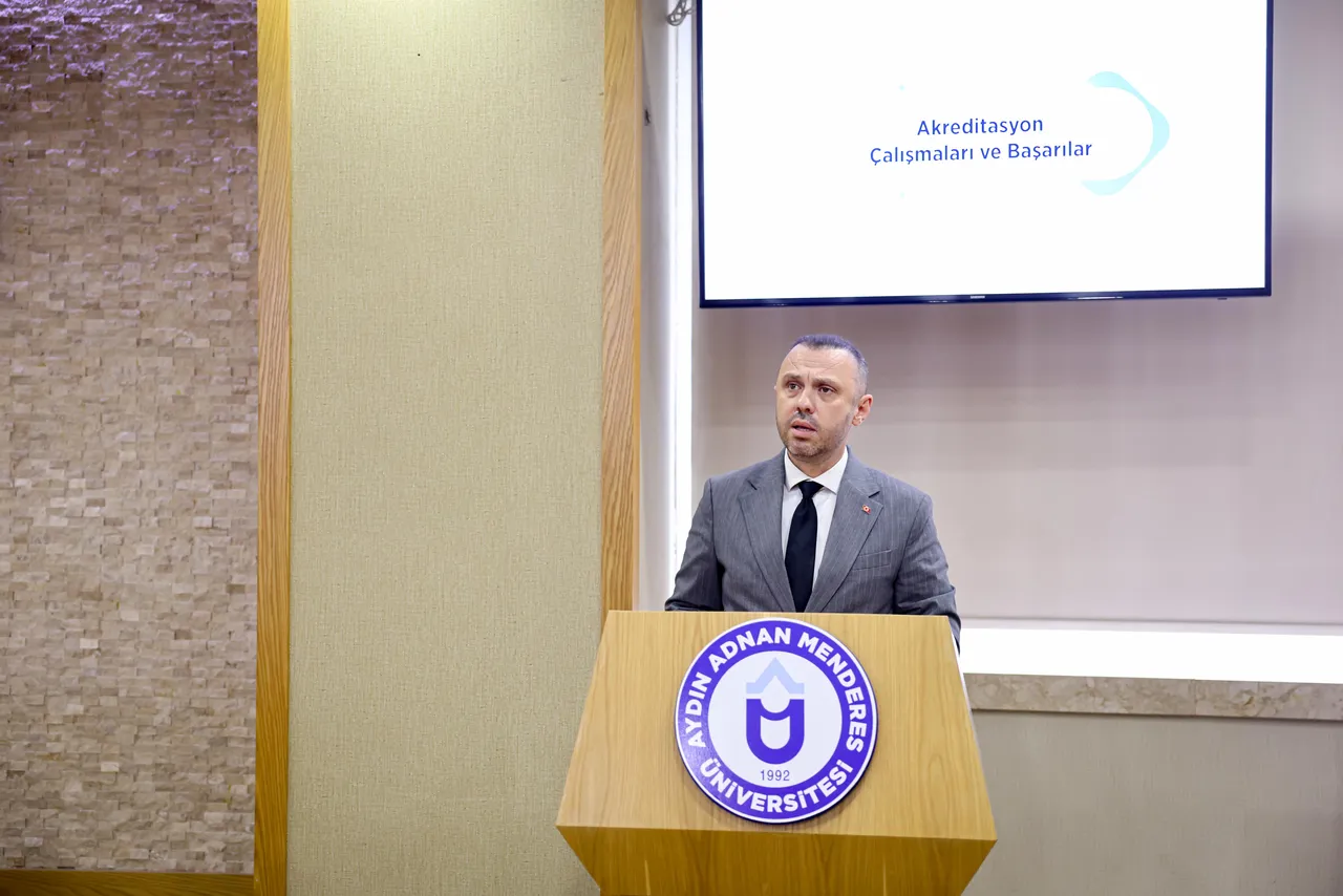 Adnan Menderes Üniversitesinde MEDEK akreditasyon değerlendirme toplantısı yapıldı