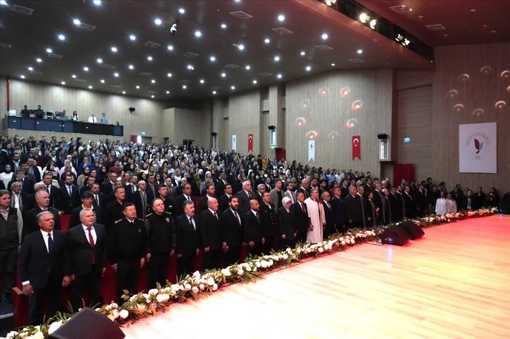 Yalova Üniversitesi, 2026-2027 Akademik Yılı açılış dersini büyük bir coşkuyla yaptı