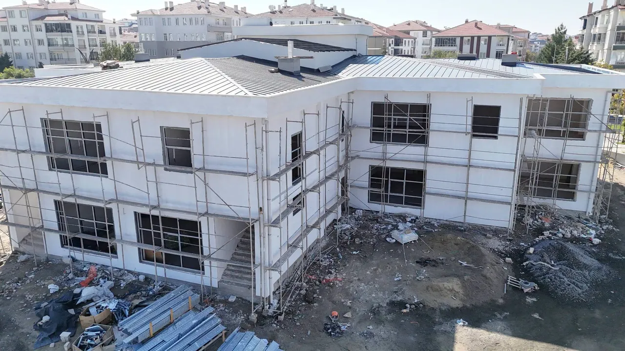 Gündüz Bakımevi, Kreş ve Çocuk Kütüphanesi projesinde inşaat çalışmaları sürüyor