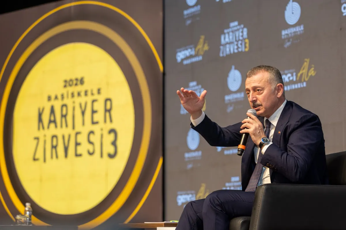 Başkan Büyükakın’dan gençlere kariyer tavsiyesi: Hata yapmaktan korkmayın