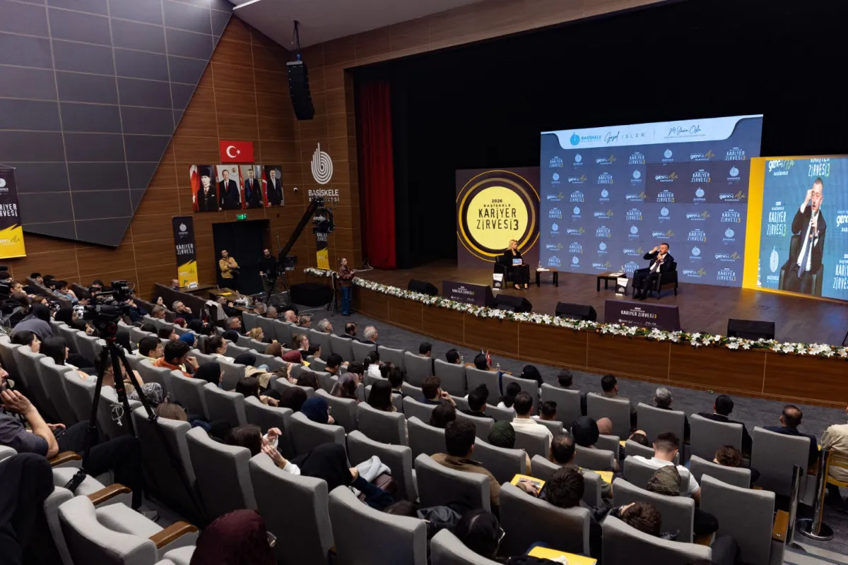 Başkan Büyükakın’dan gençlere kariyer tavsiyesi: Hata yapmaktan korkmayın