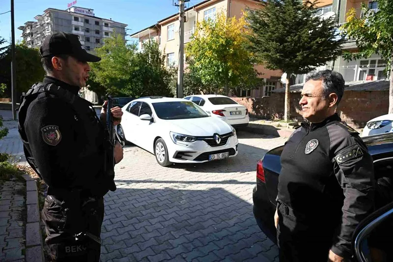 "İl Emniyet Müdürümüz Aydın Karan’dan Mareşal Fevzi Çakmak Polis Merkezi Amirliğimize Ziyaret"