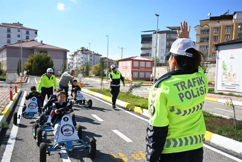 "Trafik Dedektifi Miniklerimiz İş Başında!"