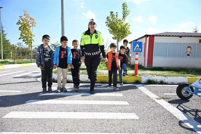 "Trafik Dedektifi Miniklerimiz İş Başında!"