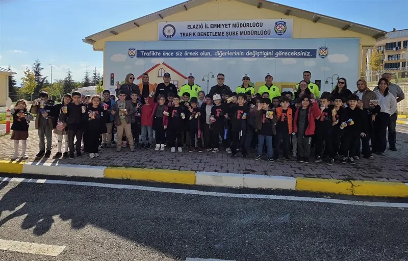 "Trafik Dedektifi Miniklerimiz İş Başında!"